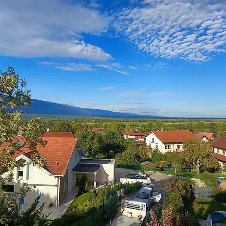 Apartment Sur La Viarhona *